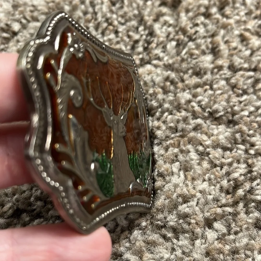 Deer belt buckle